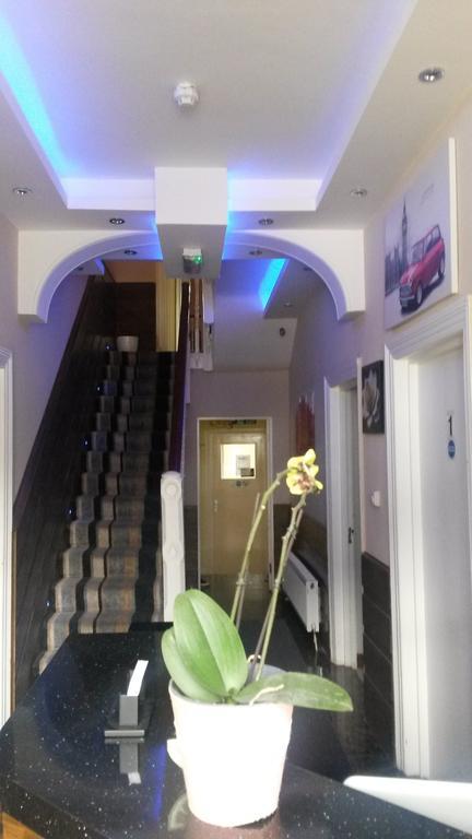 The Crystal Lodge Hotel Croydon kerület Kültér fotó